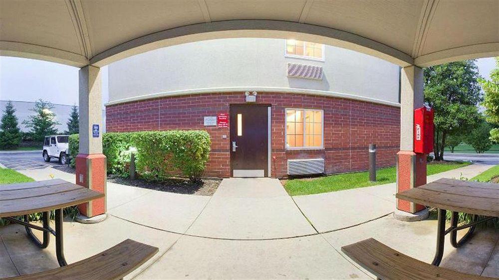 Sonesta Simply Suites Chicago Libertyville Exterior photo